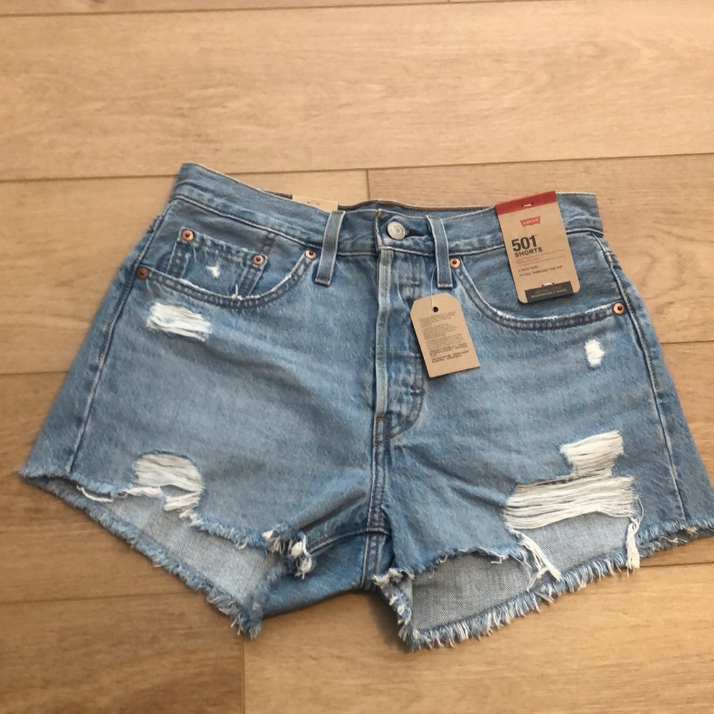 New with Tags- Levi 501 cutoffs